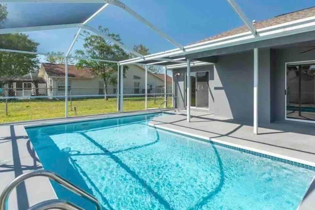 Manatee Oasis Weeki Wachee Family Fun Pool Home Spring Hill Eksteriør billede